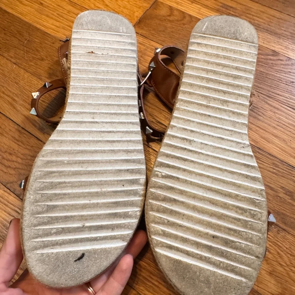 $3 BUNDLE ITEM Sugar Studded Espadrille Platform Sandals Brown Size 7